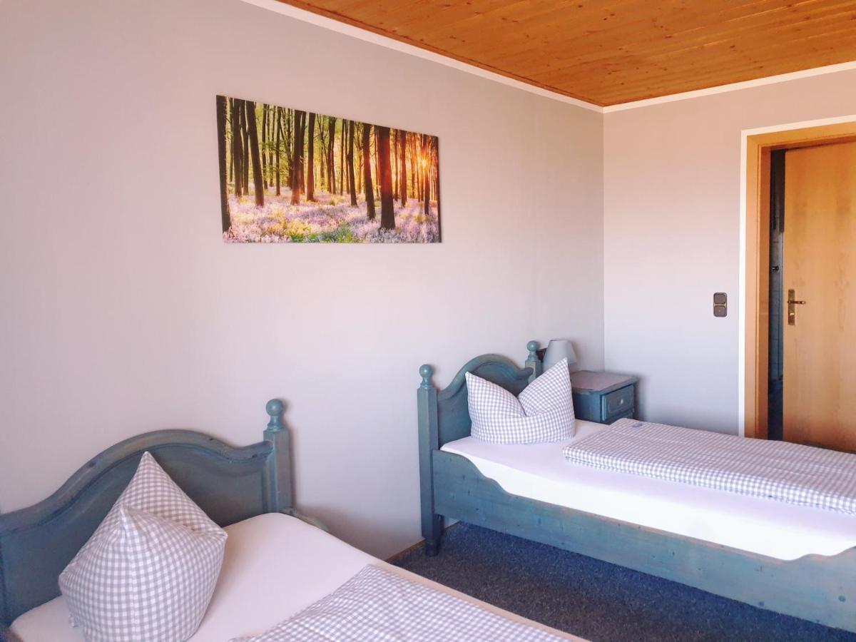 Pension Zum Krug, Messe Muenchen Hergolding Экстерьер фото